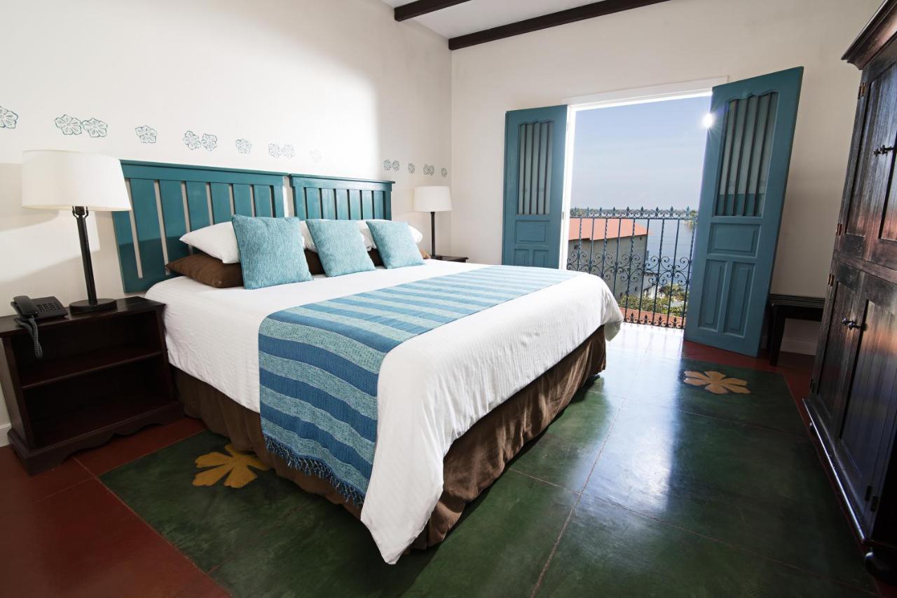 Hotel Isla De Флорес Екстер'єр фото